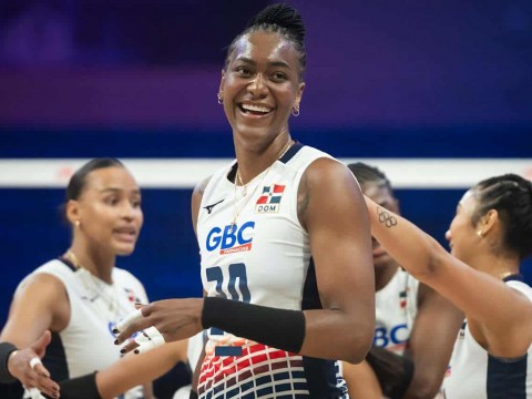 Los 33 puntos de Brayelin Mart&iacute;nez fueron insuficientes para vencer a China en la Liga de Naciones