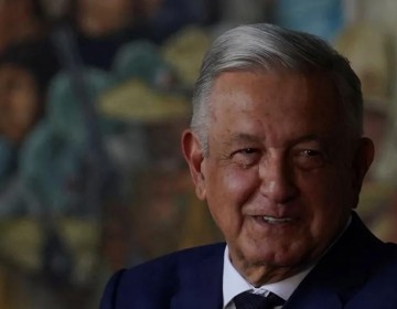 L&oacute;pez Obrador defiende militarizaci&oacute;n de la Guardia Nacional de M&eacute;xico