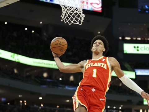 Los Hawks cortan la racha de los Bucks con una victoria de 119-104 y ligan quinto triunfo