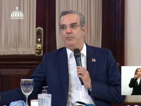 &ldquo;El pacto no es perfecto, estoy en desacuerdo con algunos puntos&rdquo; dice Presidente Abinader