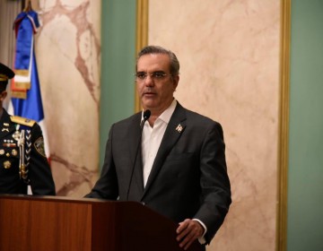 Presidente Abinader asegura impulsar&aacute; reforma policial sin importar costo pol&iacute;tico