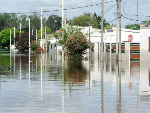 M&aacute;s de 6,000 personas desplazadas por las inundaciones en Uruguay
