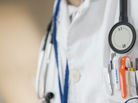 M&eacute;dicos de Centroam&eacute;rica y el Caribe se re&uacute;nen para discutir abordajes innovadores para los pacientes con esclerosis m&uacute;ltiple