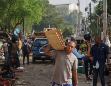 Alcald&iacute;a de SDO explica el porqu&eacute; destruy&oacute; puestos de vendedores del Mercado de Herrera