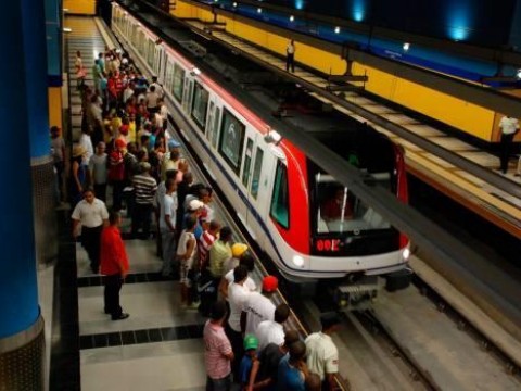 El Metro de Santo Domingo incrementa la demanda, pero no llega a niveles prepandemia