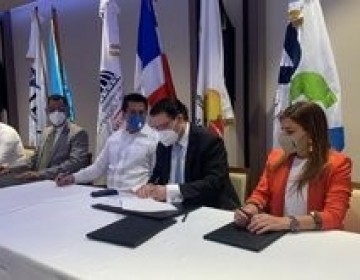 Formulario de viaje de Aduanas y Migraci&oacute;n ser&aacute; electr&oacute;nico seg&uacute;n nueva disposici&oacute;n   