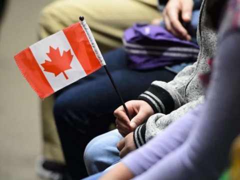 Quebec exige a Trudeau que no promueva la llegada de refugiados desde EE.UU.