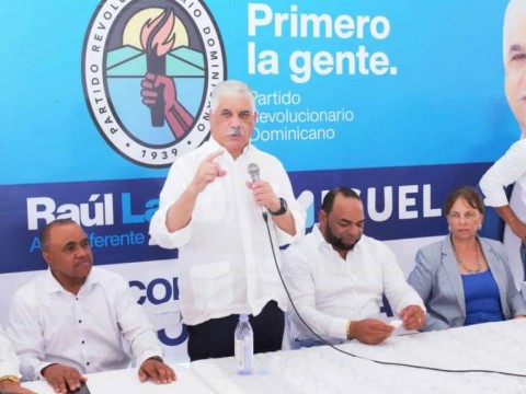En D&iacute;a de los Trabajadores, Miguel Vargas pide al Gobierno "garantizar un C&oacute;digo Laboral sin retroceso"