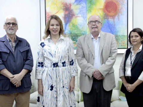 Ministra de Cultura visita el Archivo General de la Naci&oacute;n