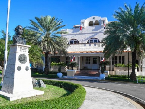 Mirex establece tope de diplom&aacute;ticos por embajada y misi&oacute;n permanente