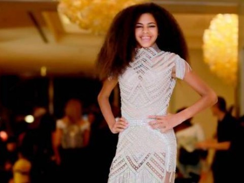 Modelo dominicana con trastorno neurodegerativo adorna las pasarelas de Dub&aacute;i