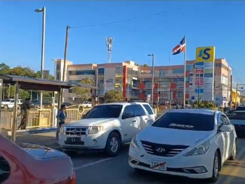 Negocios abiertos y operando a pesar de llamado a huelga en pueblos del Cibao