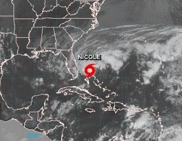 Tormenta Nicole: cierran dos aeropuertos de Florida, abren refugios y piden evacuaci&oacute;n