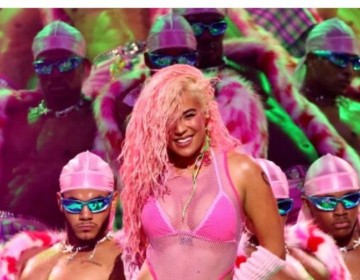 Menores de edad no podr&aacute;n entrar al concierto de Karol G sin la compa&ntilde;&iacute;a de adultos