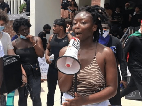 Hallan muerta en Florida a activista de marchas contra el racismo en EEUU