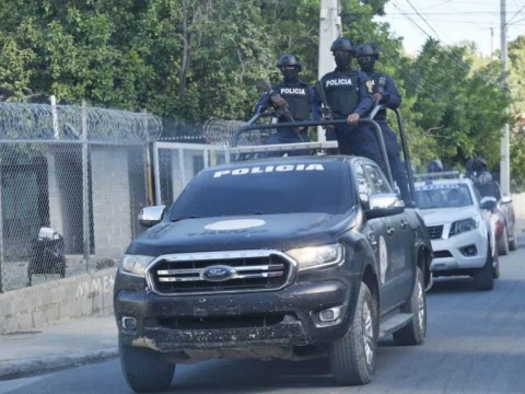 Aumentan patrullaje de la Polic&iacute;a Nacional en el sector Las Mercedes de Los Alcarrizos