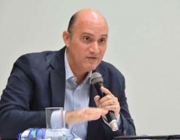 La pobreza monetaria se redujo a 21.8 % en 2022, seg&uacute;n ministro de Econom&iacute;a