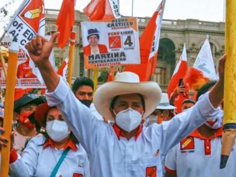 Per&uacute;: Pedro Castillo mantiene la ventaja frente a Keiko Fujimori con el 95.3% de las actas escrutadas
