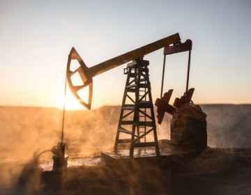 El Brent supera los US$99 el barril, precio no visto desde 2014