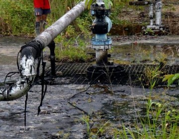 Poder Ejecutivo somete proyecto que permite a extranjeros explotar petr&oacute;leo en el pa&iacute;s