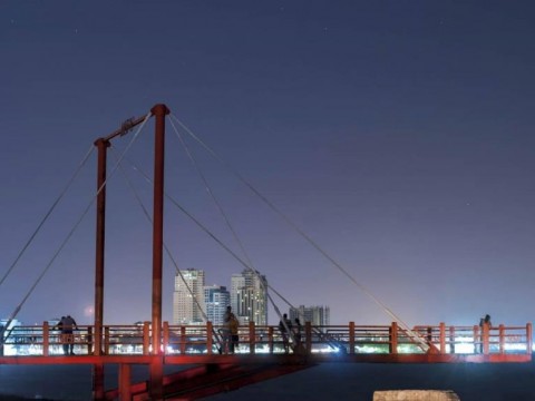 La Alcald&iacute;a y Obras P&uacute;blicas retiran obra de Gonzalo Castillo en el Malec&oacute;n
