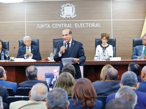 Pleno de la JCE se re&uacute;ne este martes para trabajar en las elecciones de Julio 