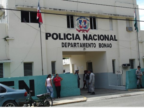 Polic&iacute;a arresta hombre habr&iacute;a intentado abusar sexualmente de su madre en Bonao