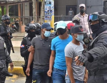 Un a&ntilde;o de prisi&oacute;n preventiva a los seis polic&iacute;as acusados de matar pareja evang&eacute;lica