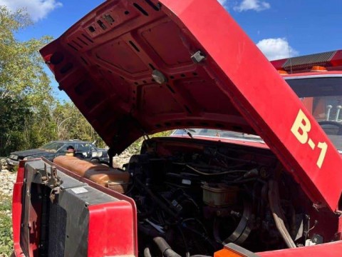 &Uacute;nico cami&oacute;n de bomberos en Bayah&iacute;be tiene un a&ntilde;o descompuesto