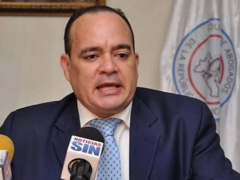 Colegio de Abogados ofrece defensa legal a empleados de los ayuntamientos v&iacute;ctimas de despidos injustificados   