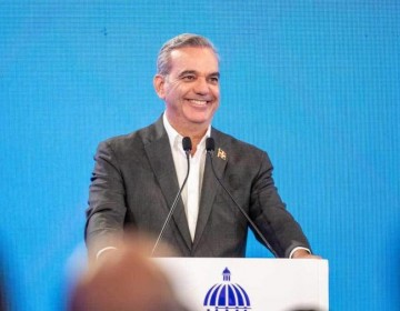 El presidente Luis Abinader cumple a&ntilde;os, en un contexto de celebraci&oacute;n electoral