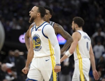 Curry y Warriors vencen a Kings y toman ventaja 3-2