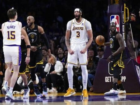 Anthony Davis anota 39 puntos en victoria de Lakers sobre Warriors