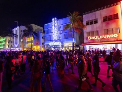 Miami Beach enfrenta violencia per tercer a&ntilde;o seguido en el &ldquo;Spring Break&rdquo;