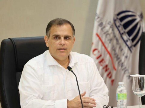Los logros del gobierno en gesti&oacute;n de las finanzas durante el 2023, seg&uacute;n el ministro de Hacienda