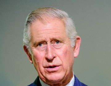 Pr&iacute;ncipe Carlos pasa a ser el rey tras muerte de la reina Isabel II