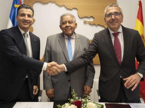 Banco Popular e Instituto de Cr&eacute;dito Oficial de Espa&ntilde;a ratifican financiamiento