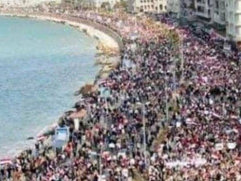 No es el malec&oacute;n de la Habana, es una protesta en Egipto en 2011