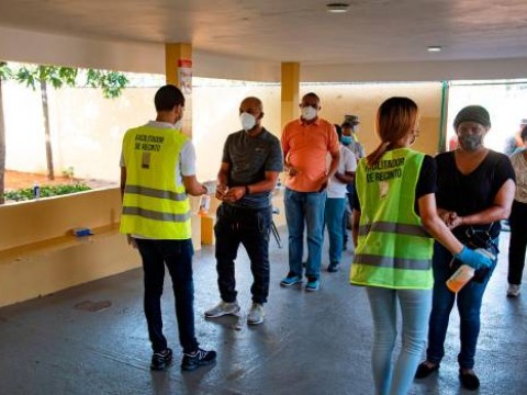 Alta asistencia de votantes, un muerto, tres heridos y denuncias marcaron el proceso electoral de este domingo 