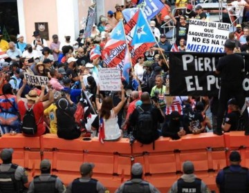 Protestan en San Juan contra ente fiscal y empresa el&eacute;ctrica de Puerto Rico