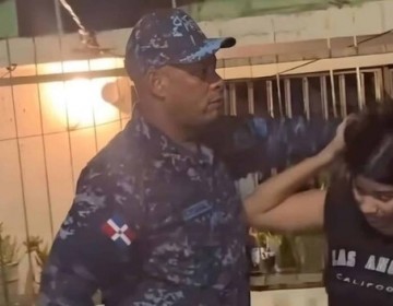 &ldquo;&iexcl;Suelten a esa loca!&rdquo;: cr&oacute;nica de la agresi&oacute;n del coronel Fausto Mad&eacute; contra joven en Los Mina