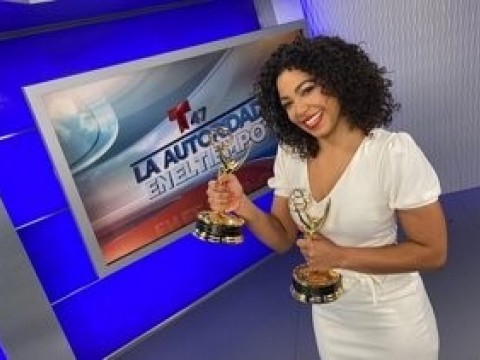 Raengel Sol&iacute;s la periodista dominicana ganadora de dos premios Emmy
