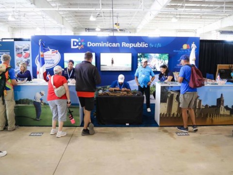 Rep&uacute;blica Dominica participa en feria de aviaci&oacute;n m&aacute;s grande del mundo