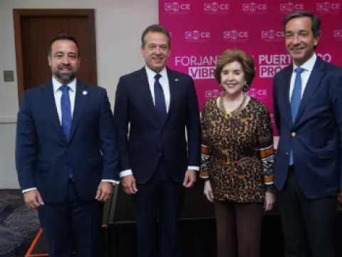 RD y EEUU se re&uacute;nen para impulsar en el pa&iacute;s inversiones en semiconductores