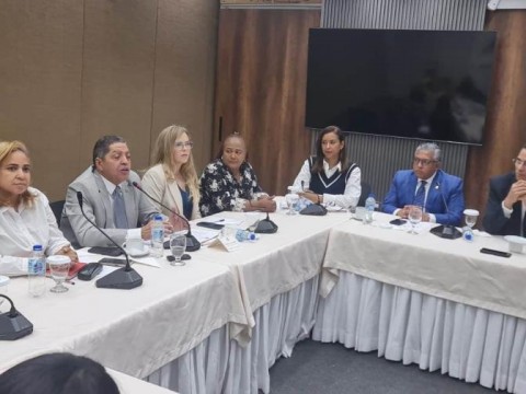 La reforma fiscal sigue en el Congreso a la espera de tr&aacute;mite legislativo para desestimarla