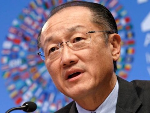 Renunci&oacute; el presidente del Banco Mundial, Jim Yong Kim