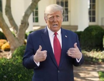 Trump dice "no es contagioso" 
