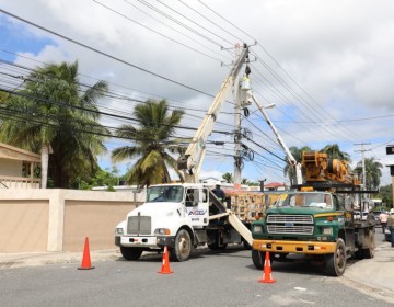 Sector el&eacute;ctrico es el Tal&oacute;n de Aquiles que arrastra el gobierno