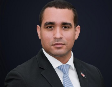 Senado aprueba designaci&oacute;n de Jos&eacute; Julio G&oacute;mez como embajador del pa&iacute;s ante China
