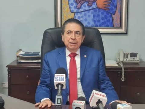 Senadores aprueban informe para renegociaci&oacute;n de contrato con Aerodom y lo someter&aacute;n este mi&eacute;rcoles
